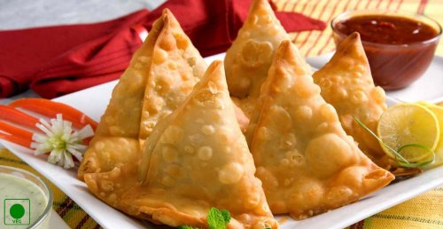 samosa.thumb.jpg.30962d03e87f91d6027185a8142328e7.jpg