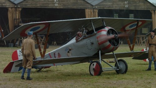 mIDKZkklmHCRAWIcO4Ua8rV75mr.jpg