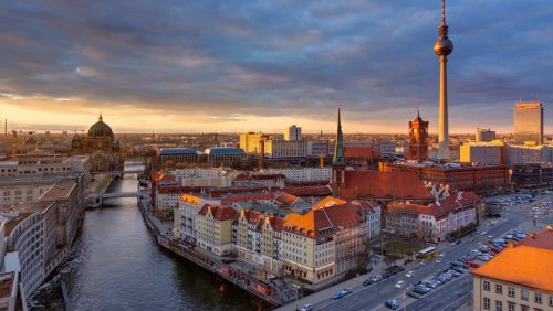 1445357410_http_2F2Fcdn_cnn.com2Fcnnnext2Fdam2Fassets2F170706112840-germany.thumb.jpg.86a8b751c1cd863a32b369c0caf0ce22.jpg
