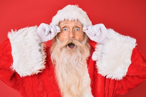 santa.thumb.jpg.e46f2147af6b0c76187480d757440258.jpg