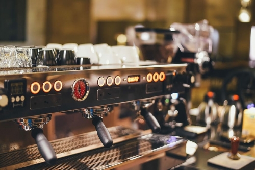 coffee-machine-handle-button-cups.jpg