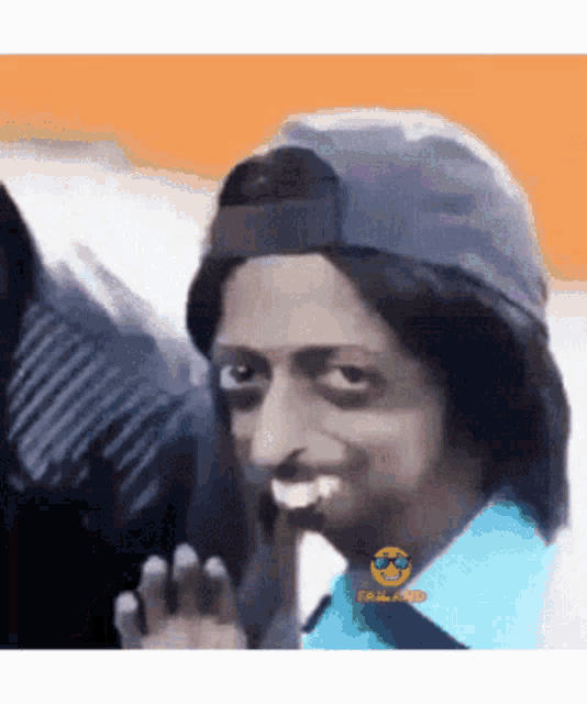 coqueto-gracioso.thumb.gif.39a8af6a96f644513079d9aa0a6dfea9.gif