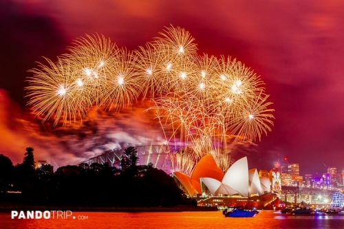 New-Year-Fireworks-and-Sydney-Opera-House.jpg