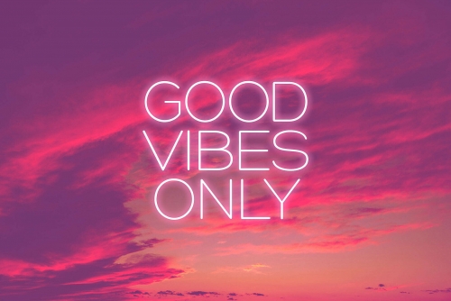 good-vibes-only-free-photo-2210x1473.jpg