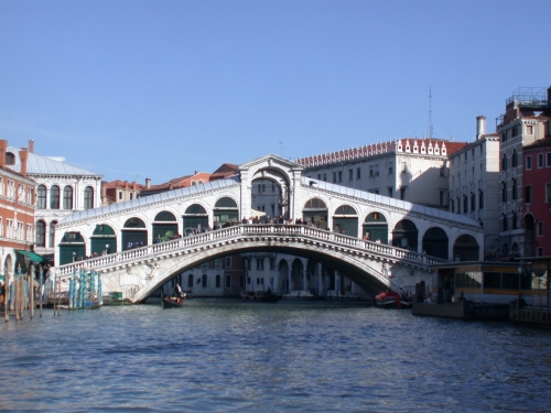 Venezia_-_Ponte_di_Rialto.jpg