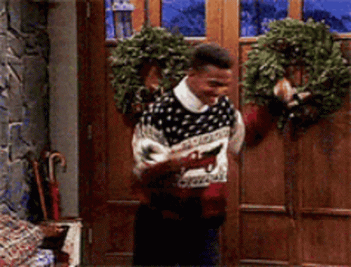 MerryChristmasDanceHappyGIF.gif.acc2668734e938a022acffbff49e3e18.gif