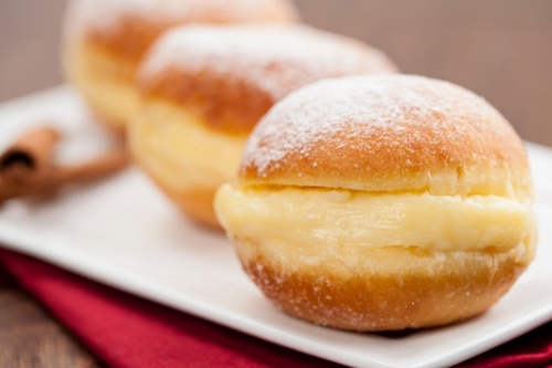 Sonho-Aprenda-5-receitas-diferente-deliciosas-e-fáceis-desse-doce.jpg