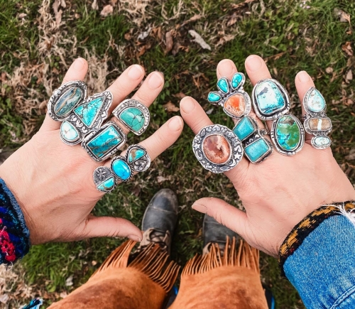 big-turquoise-rings-3_1600x.thumb.jpg.f4c49a2358fe6504205c316c626f84d0.jpg